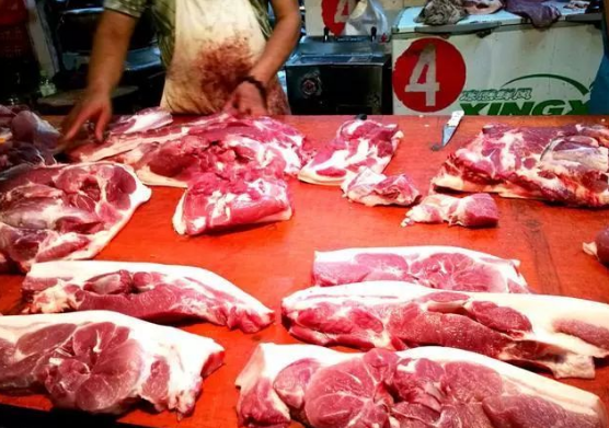 餐飲服務(wù)商：關(guān)注豬肉價格猛漲，即將趕超牛肉